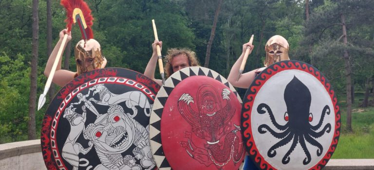 Ἀσπάζομαι! Ἀσπάζομαι!